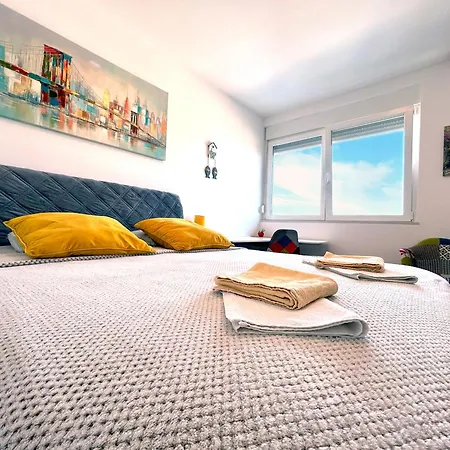 Fantasy & Magica * Pula