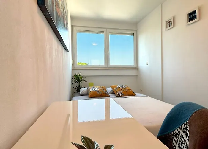 Fantasy & Magica Apartamento *