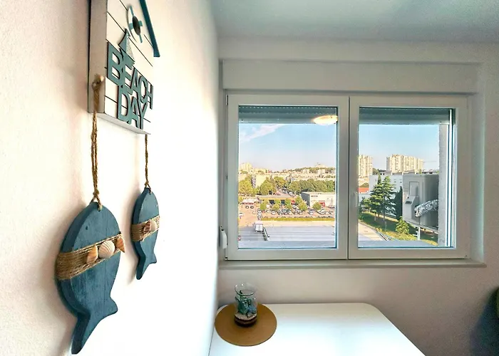 Fantasy & Magica Apartamento *